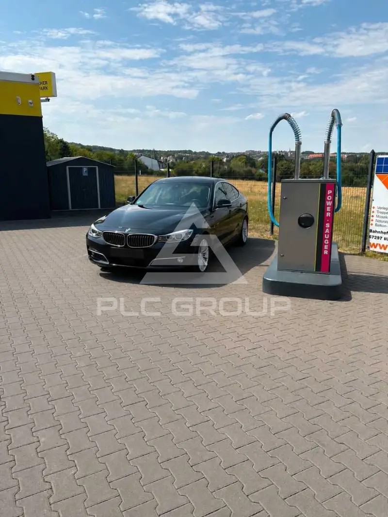 2013 BMW 320