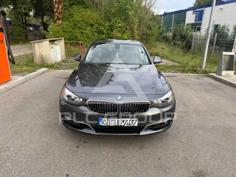 2013 BMW 320