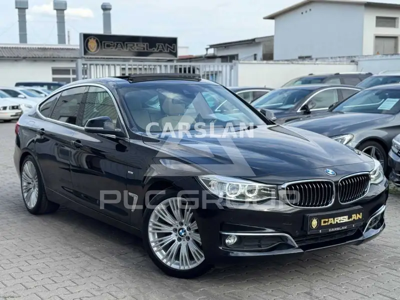 2013 BMW 318