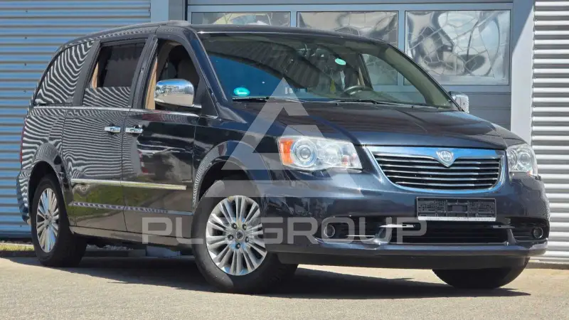 2013 Lancia Voyager
