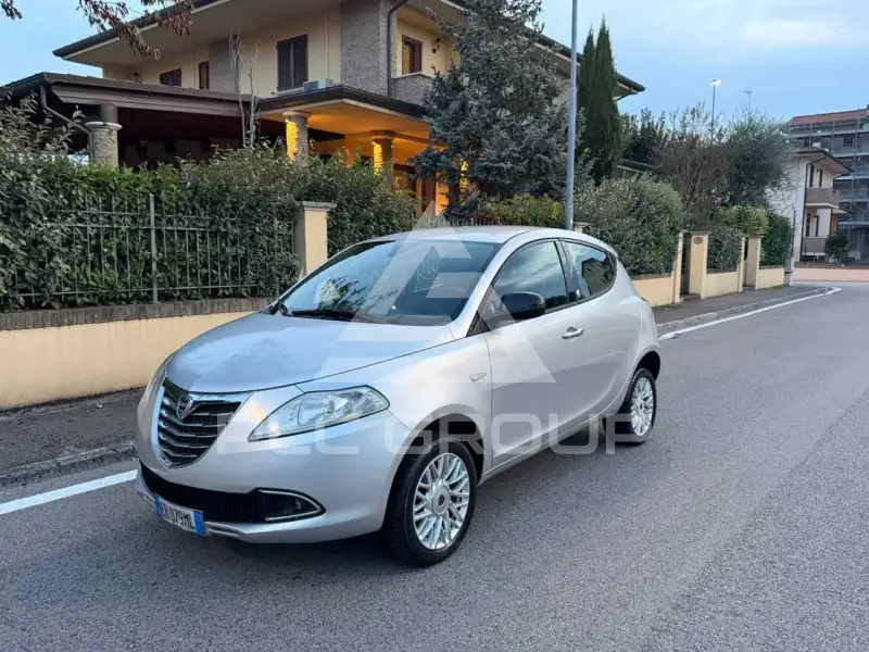 2013 Lancia YPSILON