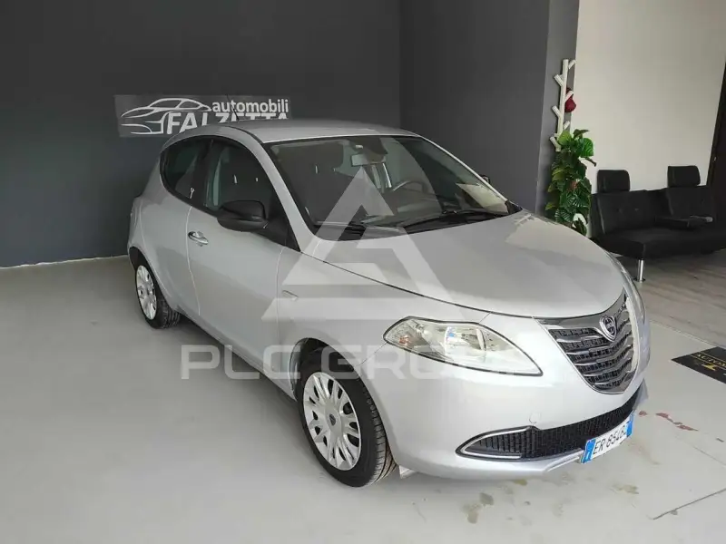 2013 Lancia YPSILON