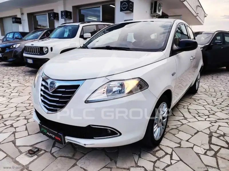 2013 Lancia YPSILON