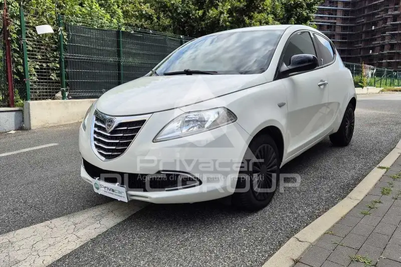 2013 Lancia YPSILON