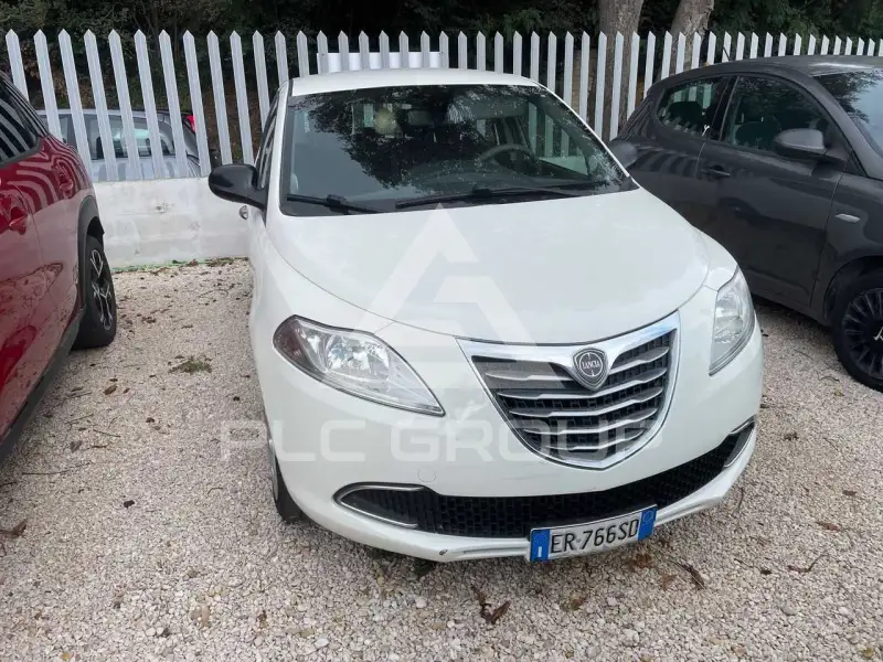 2013 Lancia YPSILON