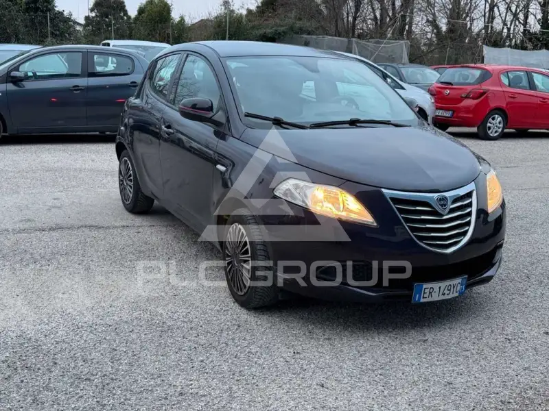 2013 Lancia YPSILON