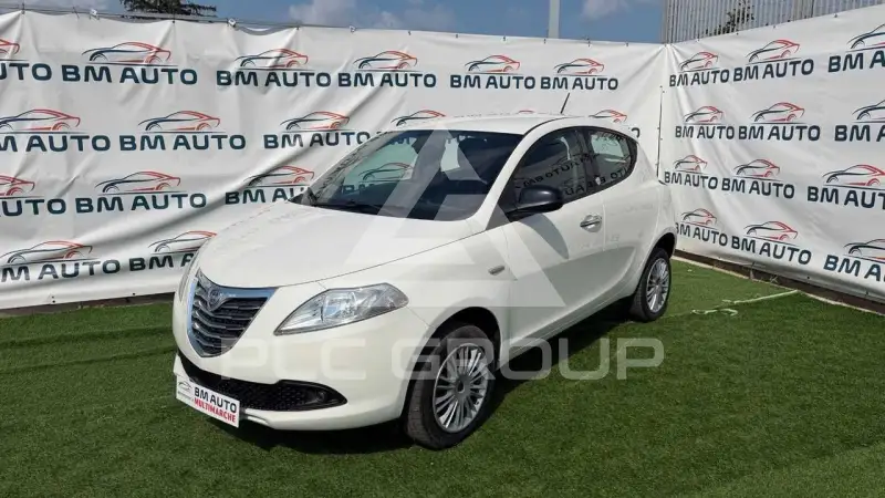 2013 Lancia YPSILON