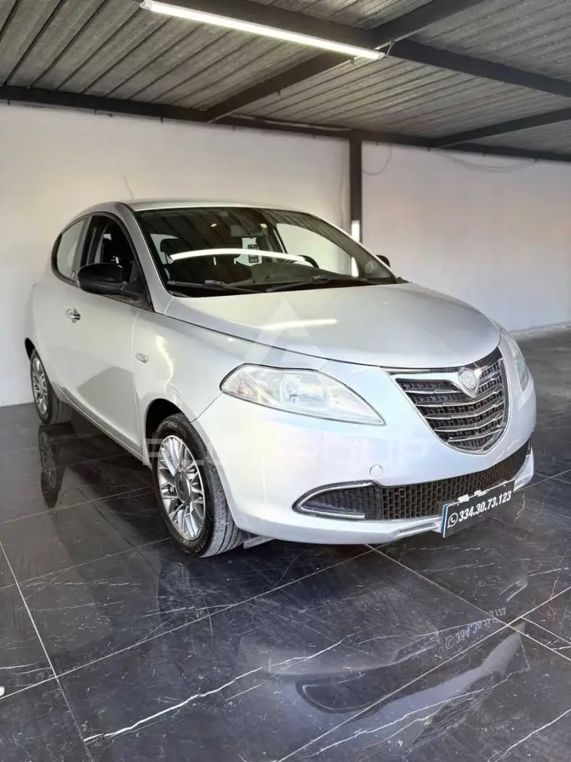 2013 Lancia YPSILON