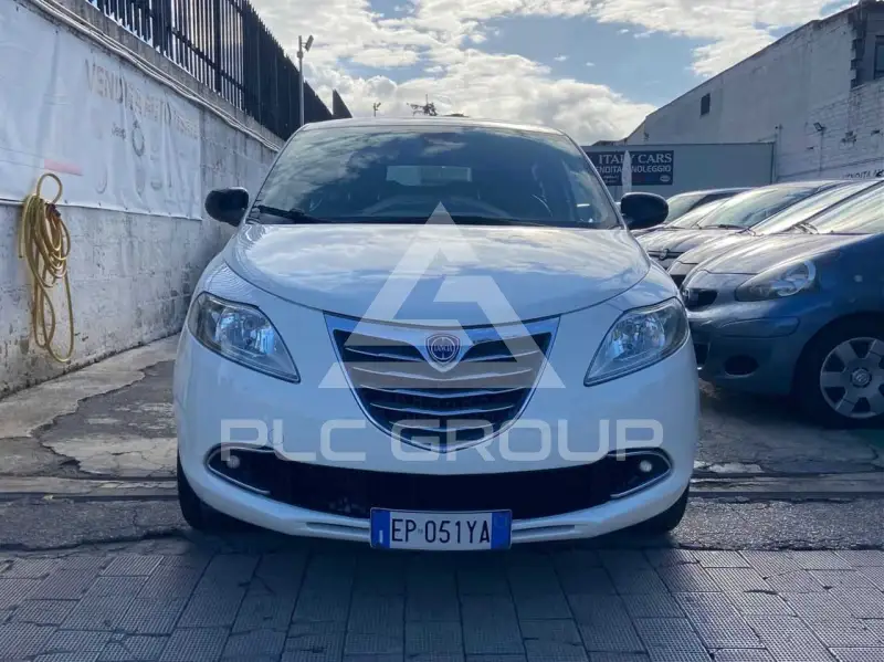 2013 Lancia YPSILON