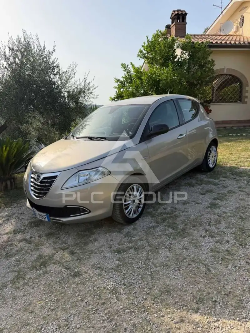 2013 Lancia YPSILON