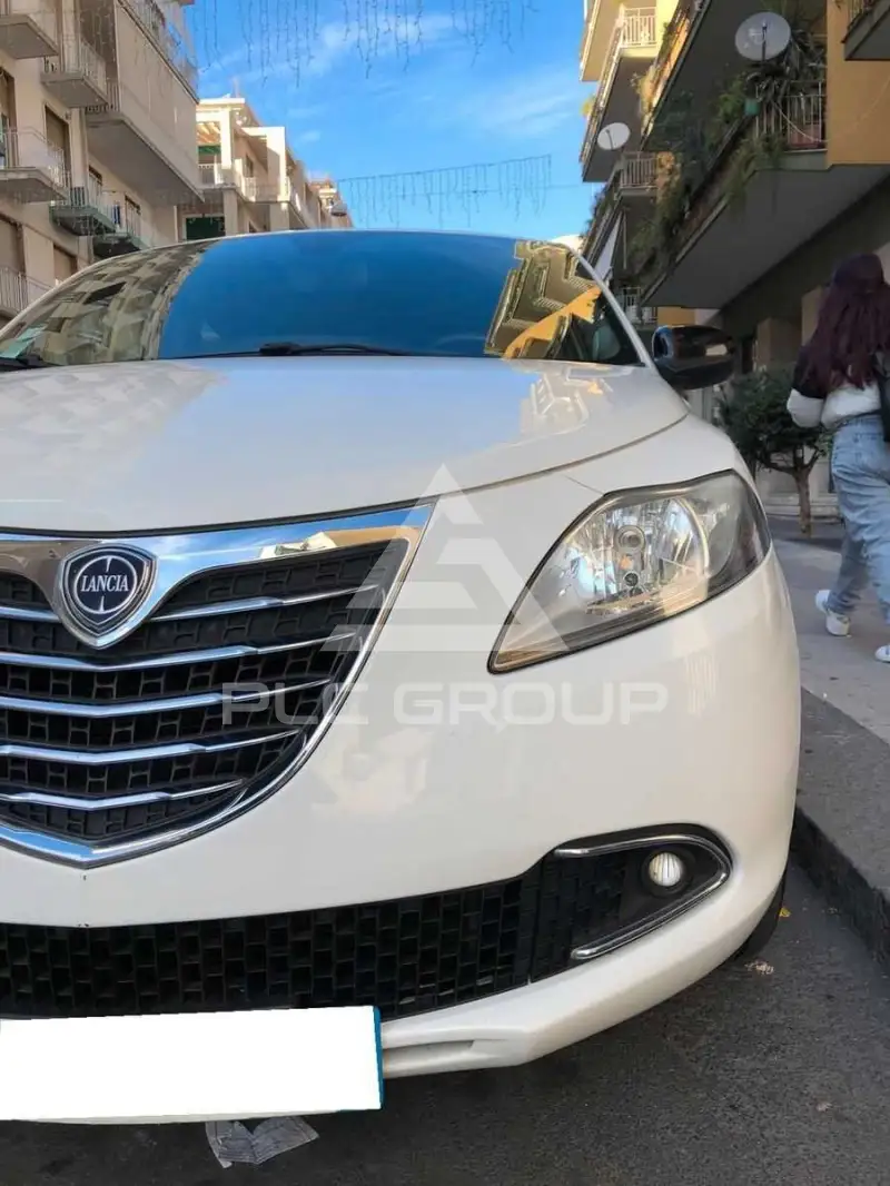 2013 Lancia YPSILON