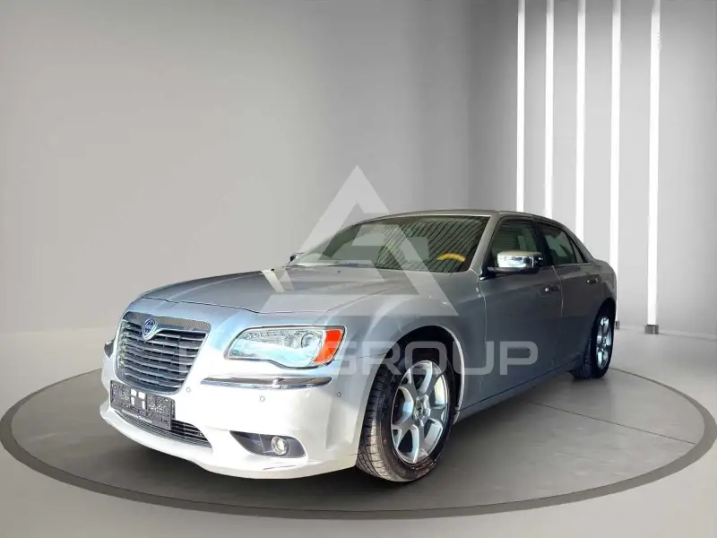 2013 Lancia Thema