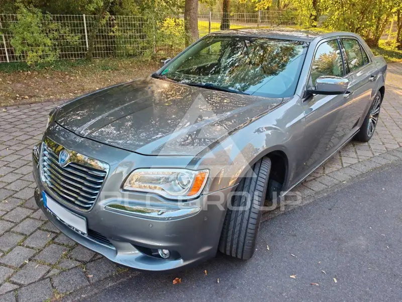 2013 Lancia Thema