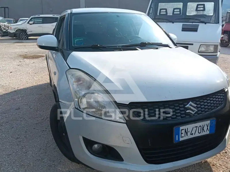 2013 Suzuki SWIFT