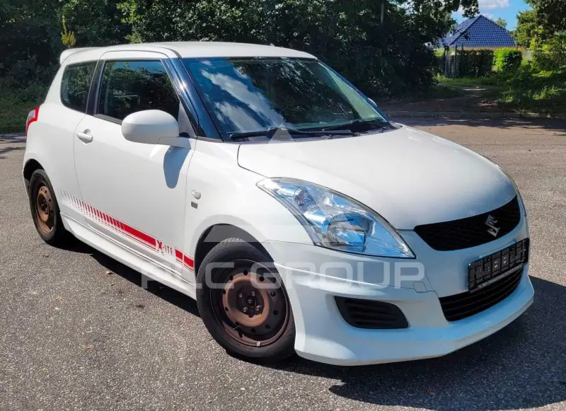 2013 Suzuki SWIFT