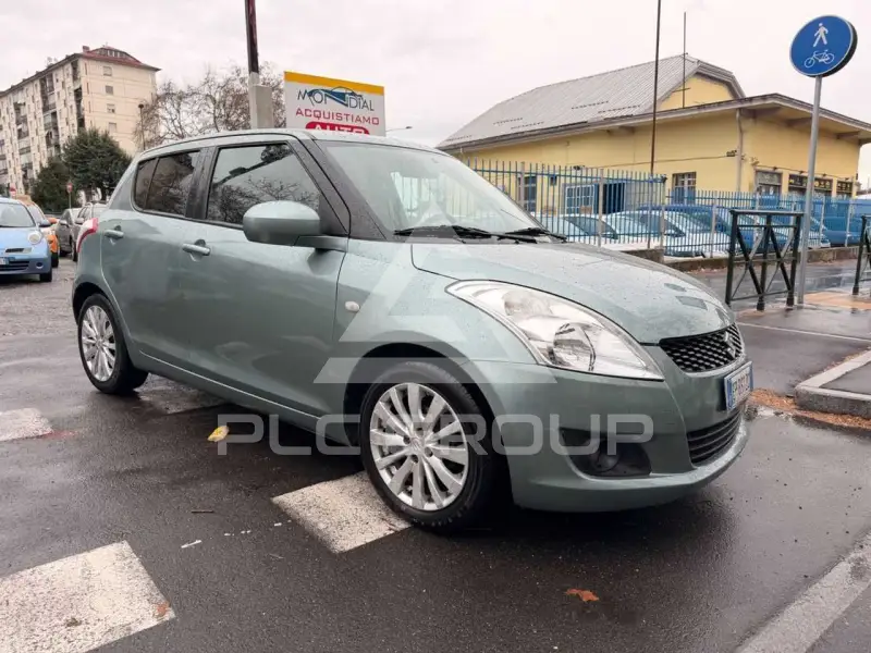 2013 Suzuki SWIFT