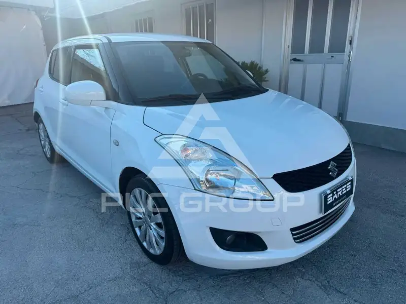2013 Suzuki SWIFT