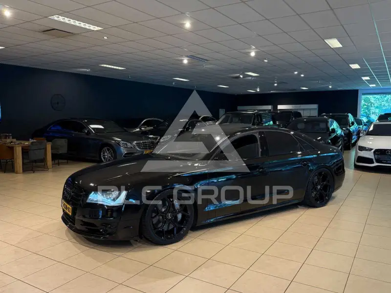 2013 Audi S8