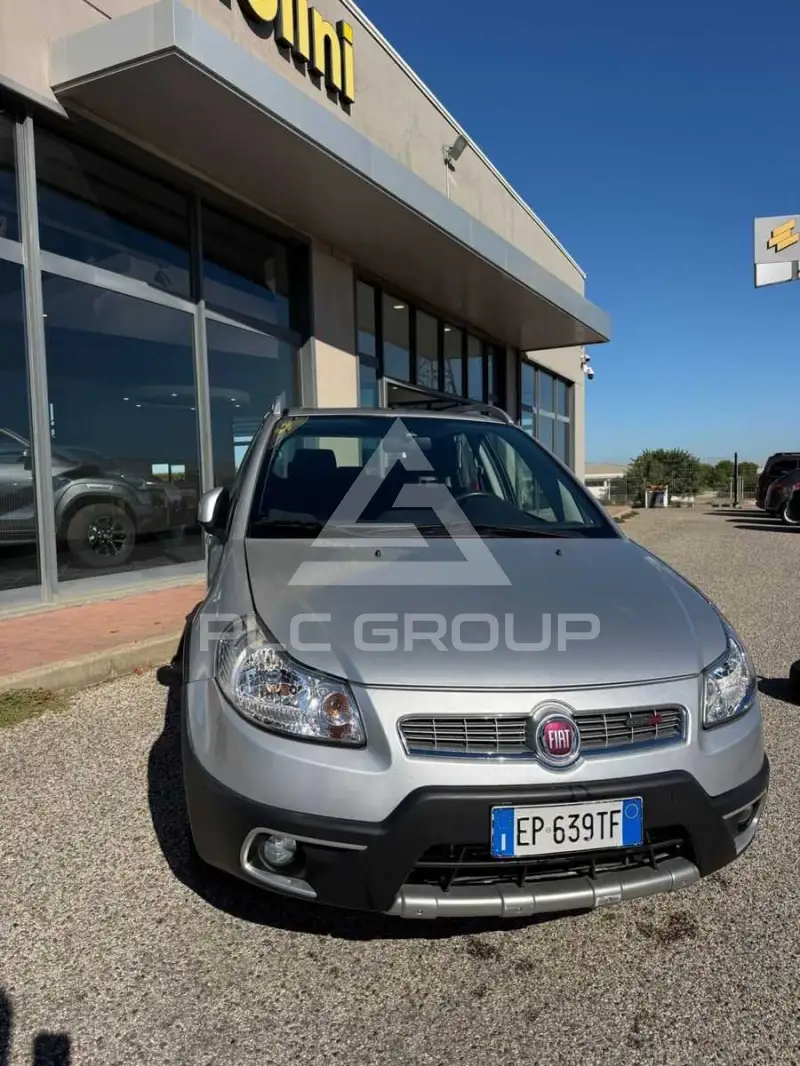 2013 Fiat Sedici