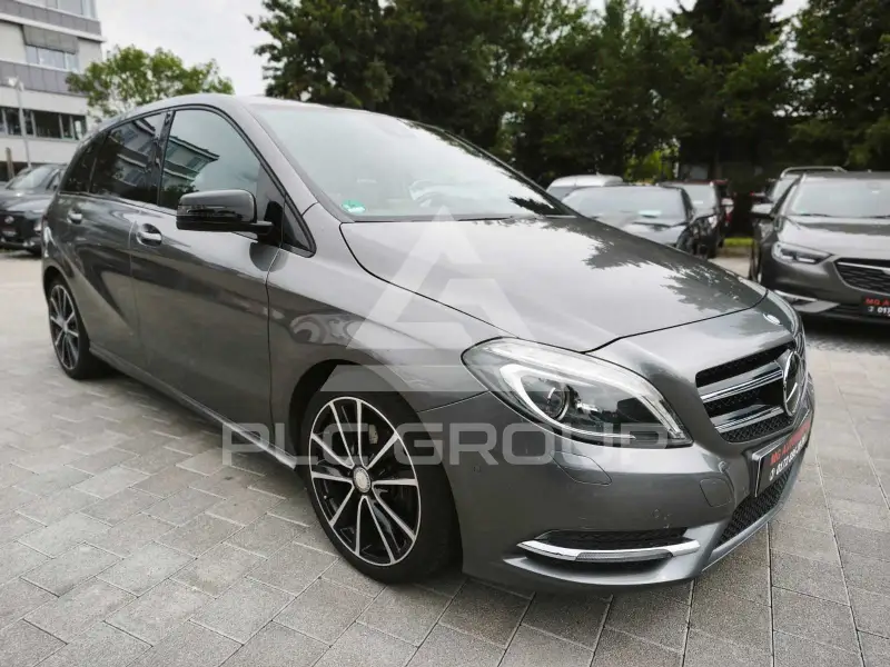 2013 Mercedes Benz B 200