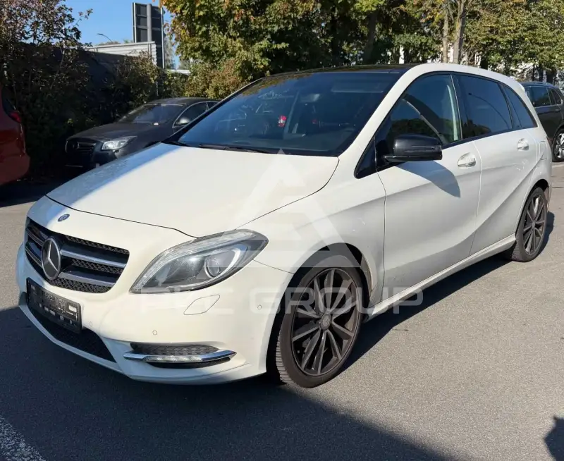 2013 Mercedes Benz B 200