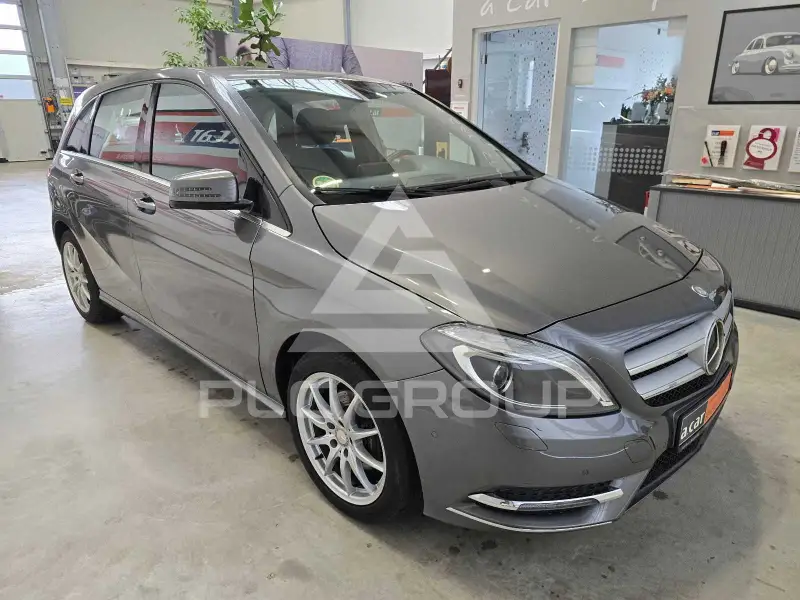 2013 Mercedes Benz B 200
