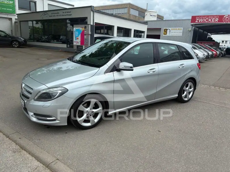 2013 Mercedes Benz B 200