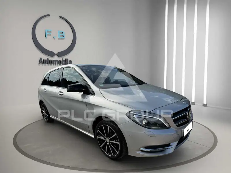 2013 Mercedes Benz B 200