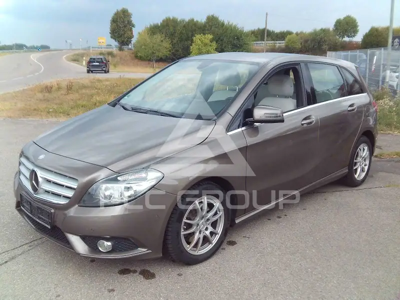 2013 Mercedes Benz B 200
