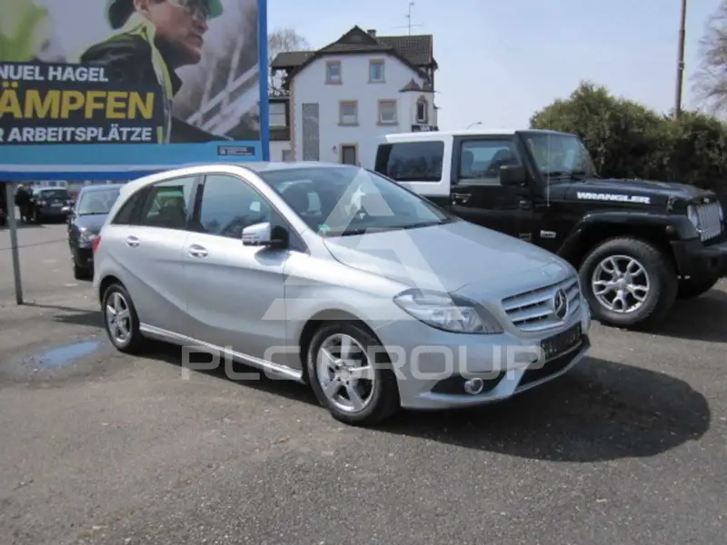 2013 Mercedes Benz B 200