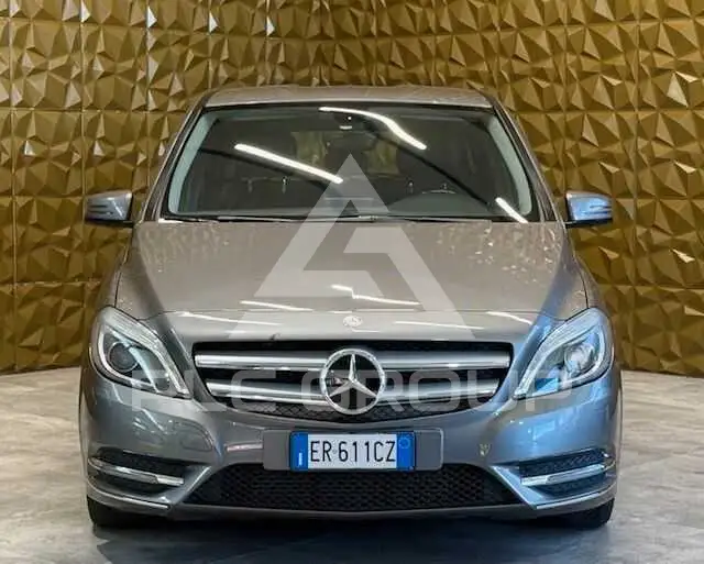 2013 Mercedes Benz B 200