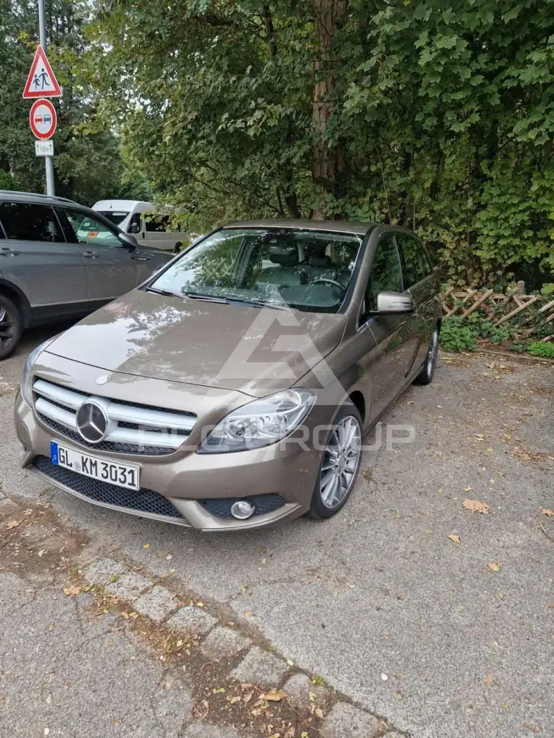 2013 Mercedes Benz B 200