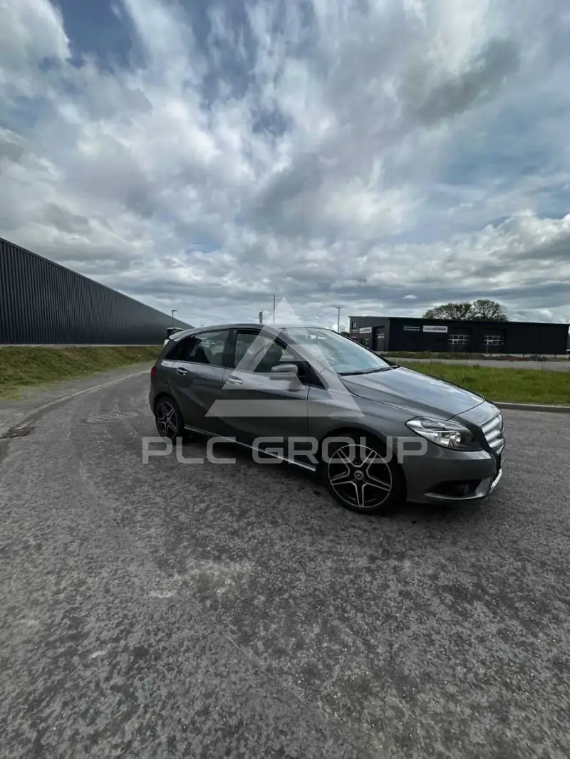 2013 Mercedes Benz 200