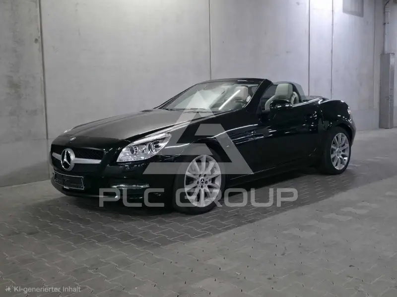2013 Mercedes Benz SLK 200