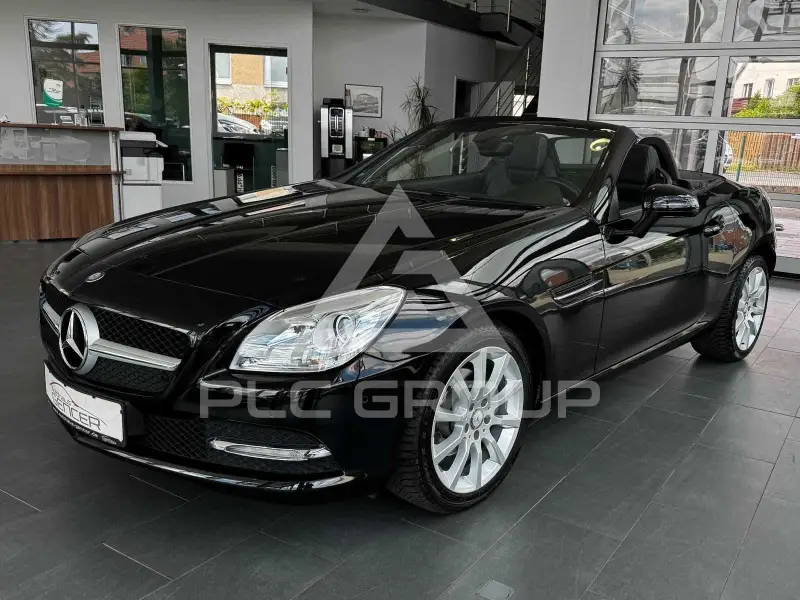 2013 Mercedes Benz SLK 200