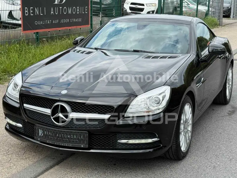 2013 Mercedes Benz SLK 200