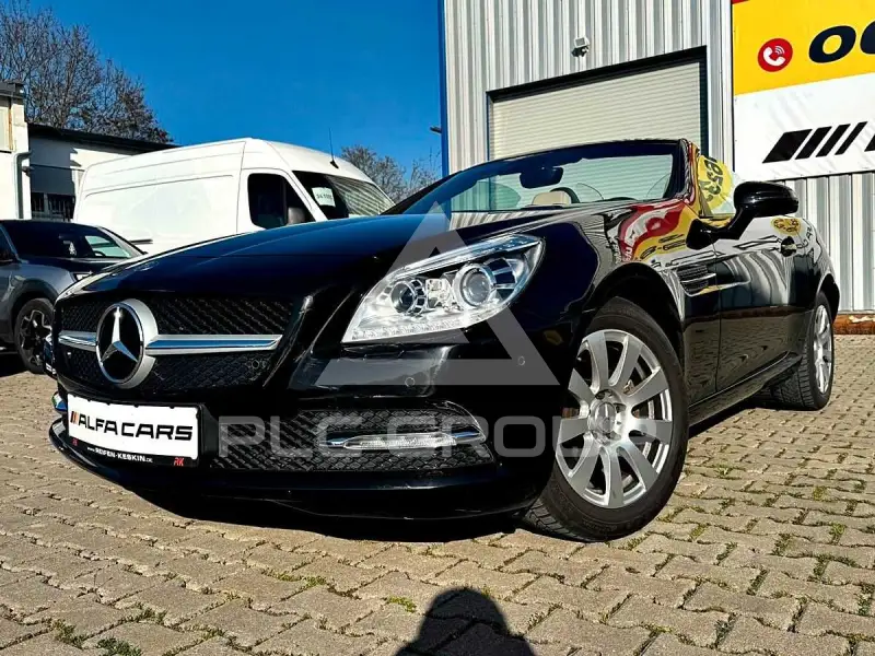 2013 Mercedes Benz SLK 200