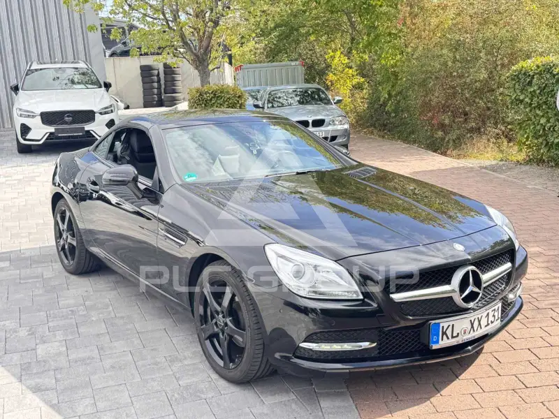 2013 Mercedes Benz SLK 200