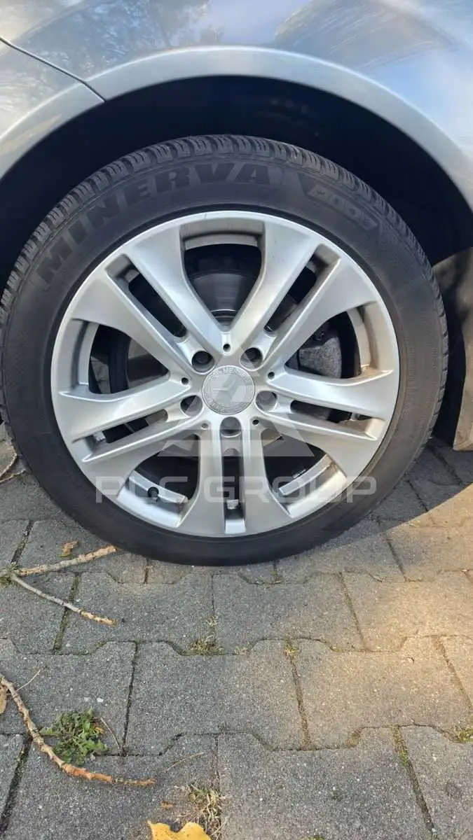 2013 Mercedes Benz 220