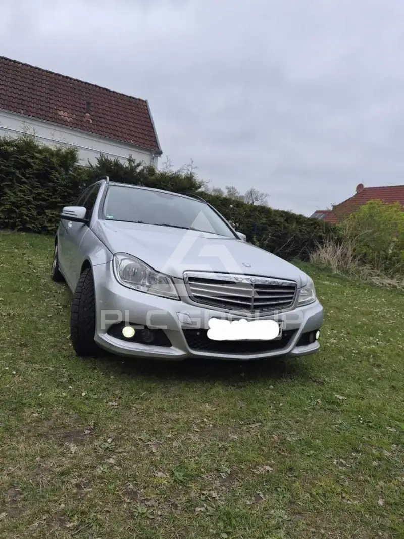 2013 Mercedes Benz C 220