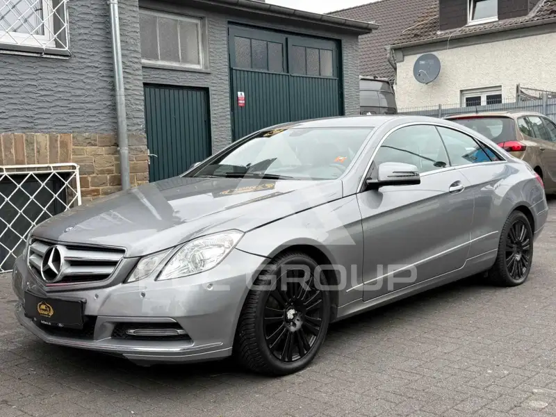 2013 Mercedes Benz E 200