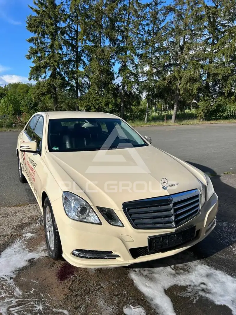 2013 Mercedes Benz E 200