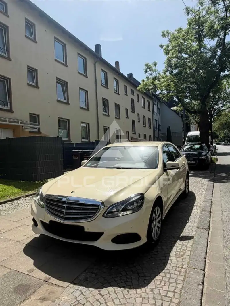 2013 Mercedes Benz E 200