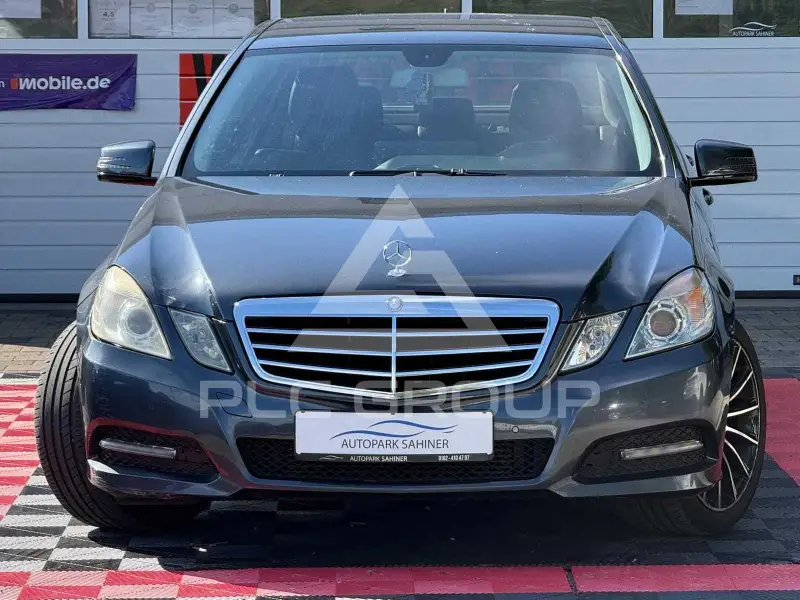 2013 Mercedes Benz E 200