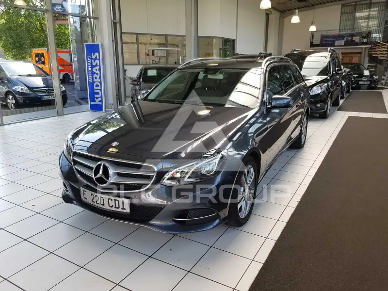 2013 Mercedes Benz E 220