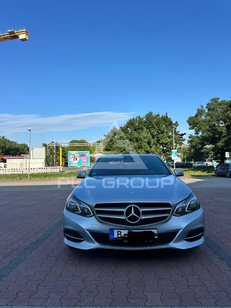 2013 Mercedes Benz E 220