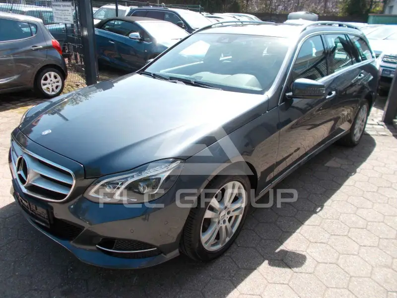 2013 Mercedes Benz E 220