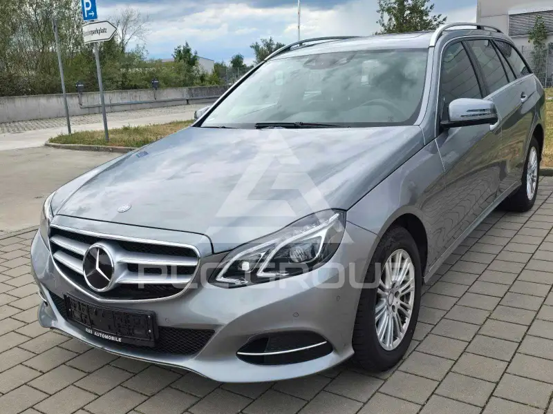 2013 Mercedes Benz E 220