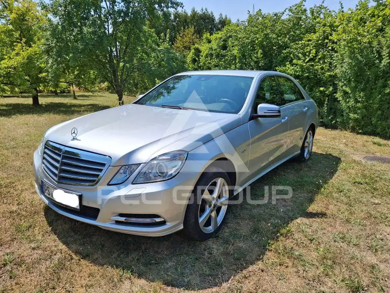 2013 Mercedes Benz E 220