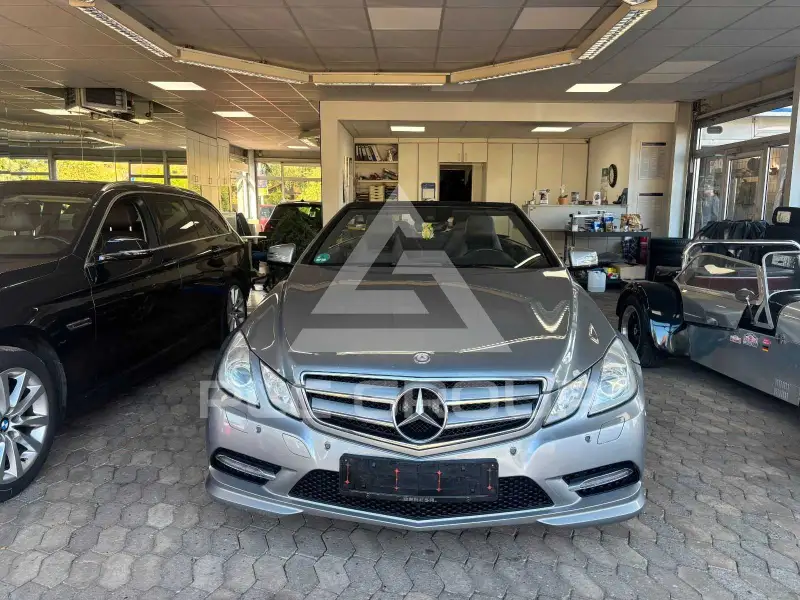 2013 Mercedes Benz E 220